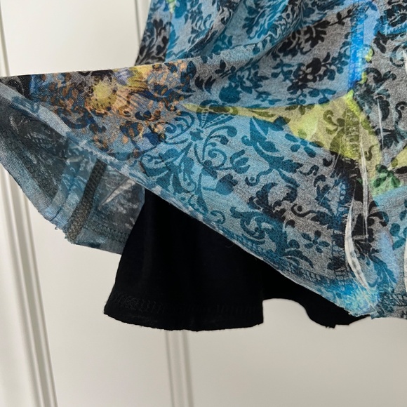 Summery and comfy floral layered skirt, , knee length, Size M - Picture 3 of 4